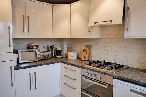 3 bedroom semi-detached house for sale, Bentley Grove, Calne