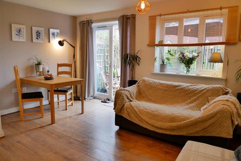 3 bedroom semi-detached house for sale, Bentley Grove, Calne
