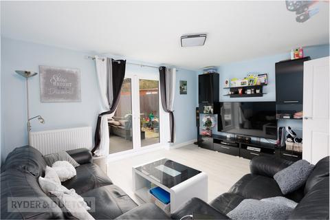 3 bedroom semi-detached house for sale, Greenhurst Crescent, Fitton Hill, Oldham, OL8