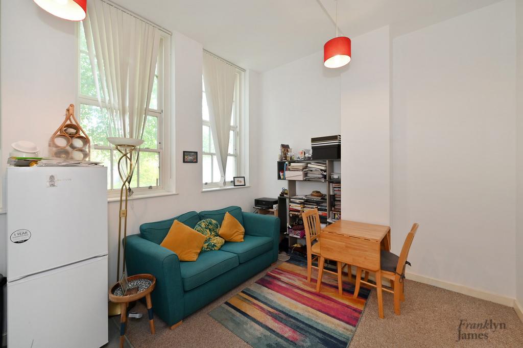 Living Area.jpg