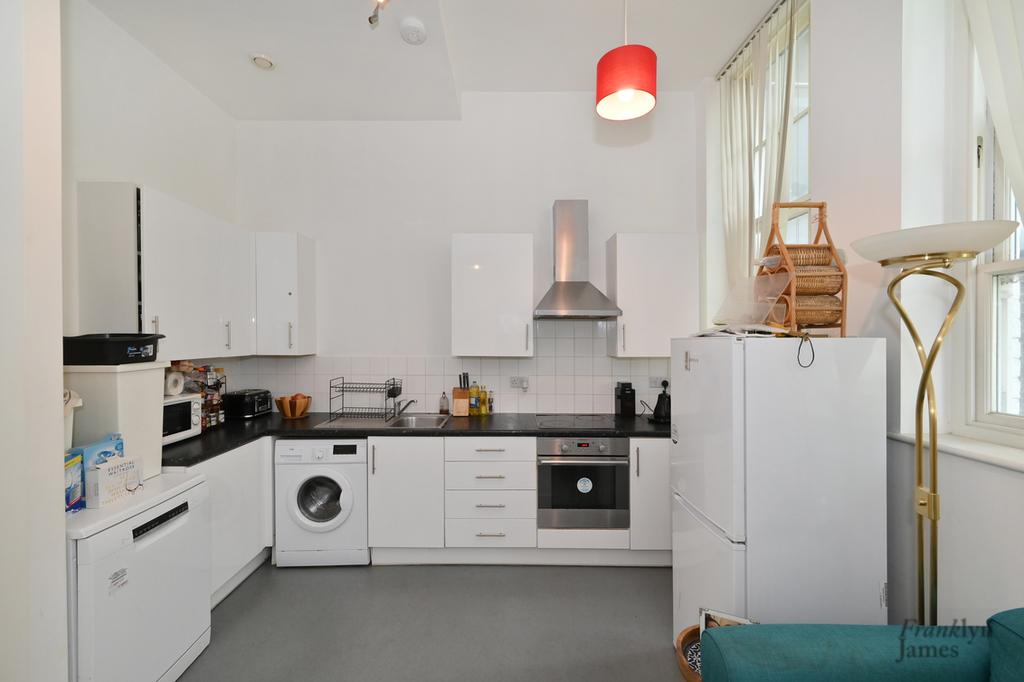 Kitchen.jpg