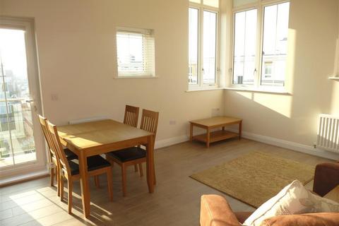 2 bedroom apartment to rent, Grebe way, Maidenhead