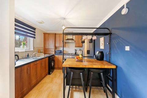 2 bedroom flat for sale, Eaglesham Court, Hairmyres, East Kilbride, South Lanarkshire, G75