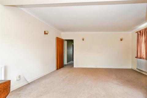 undefined, Long Ridings, Chippenham