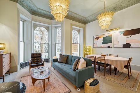 1 bedroom flat for sale, Cornwall Gardens, South Kensington, London, SW7