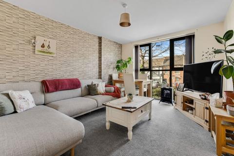 2 bedroom apartment for sale, High Street, Stourbridge DY8