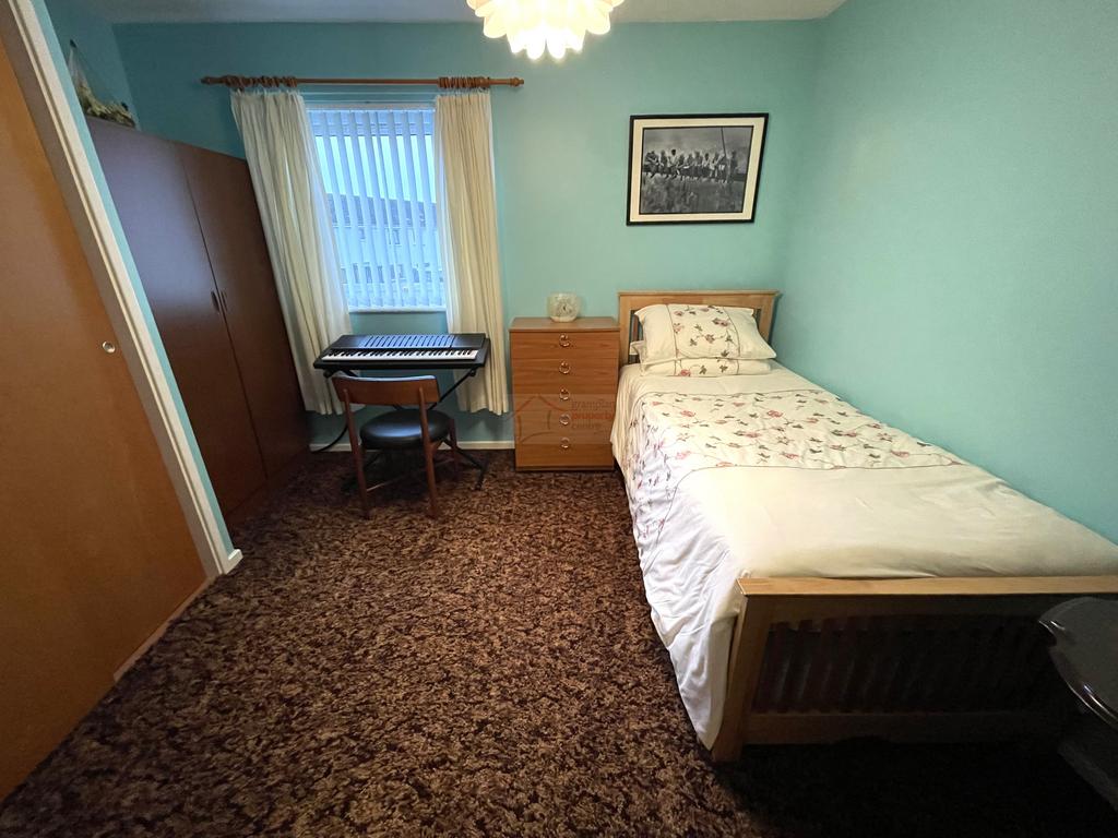 Bedroom 2a.JPG