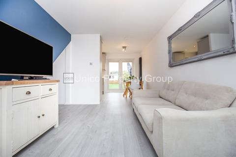 2 bedroom terraced house for sale, South Ockendon RM15