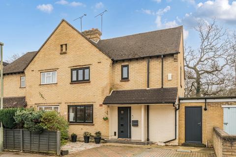 4 bedroom semi-detached house for sale, Broomfield Road, New Haw, KT15