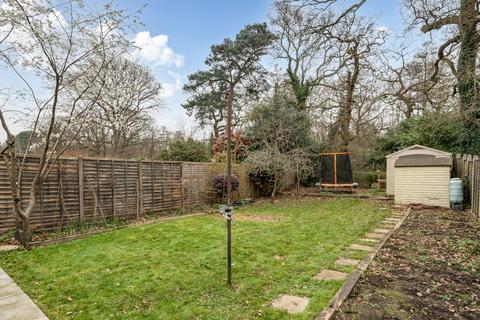 4 bedroom semi-detached house for sale, Broomfield Road, New Haw, KT15