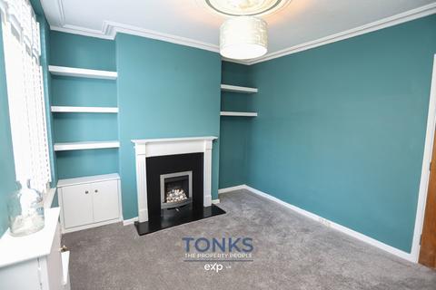 2 bedroom terraced house for sale, Dudley Road, Halesowen B63