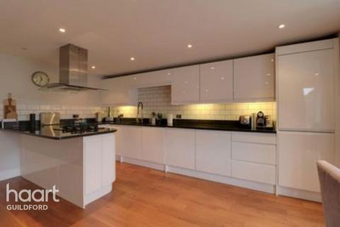 undefined, Aldershot Road, GUILDFORD