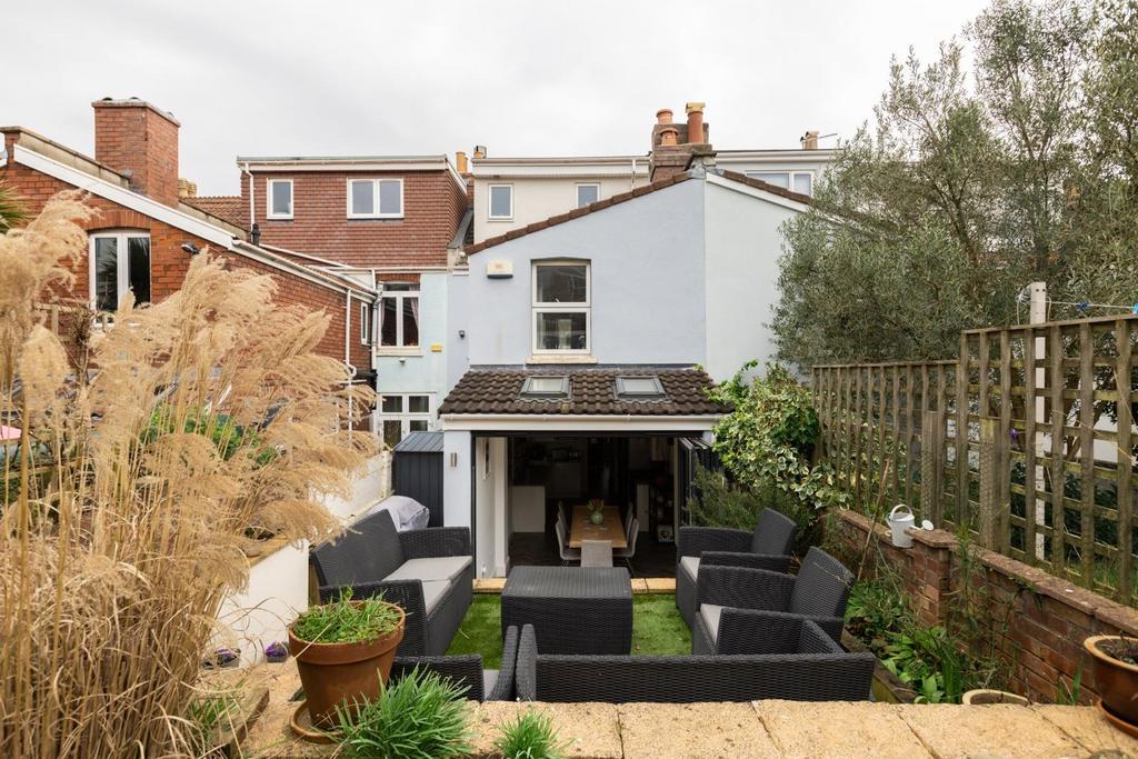 21 Lullington Road, BS4-36.jpg