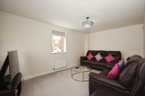 4 bedroom detached house for sale, Clement Way, Warwick