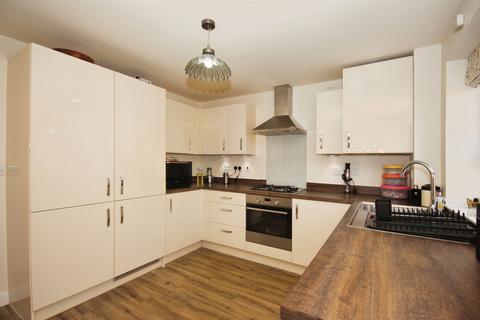 4 bedroom detached house for sale, Clement Way, Warwick
