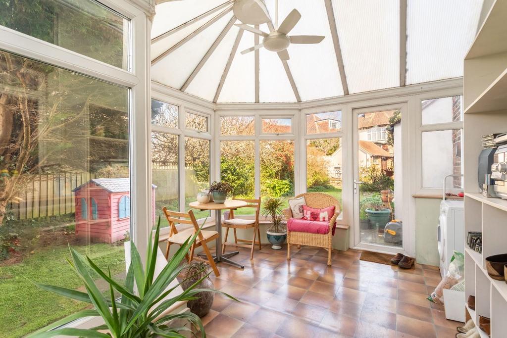Conservatory.jpg