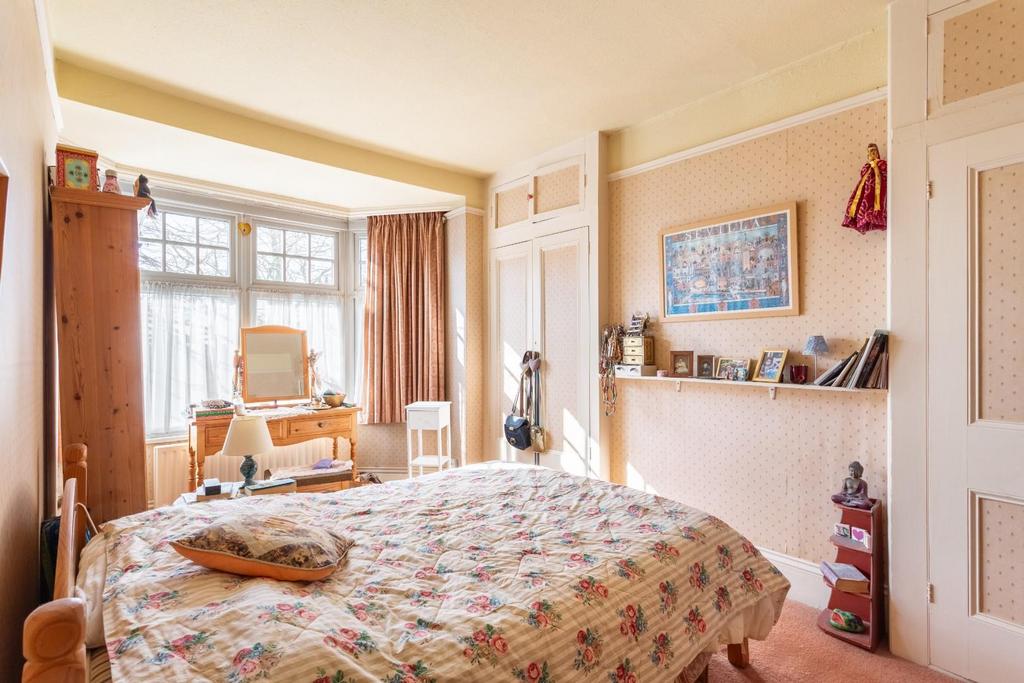 Bedroom (2).jpg
