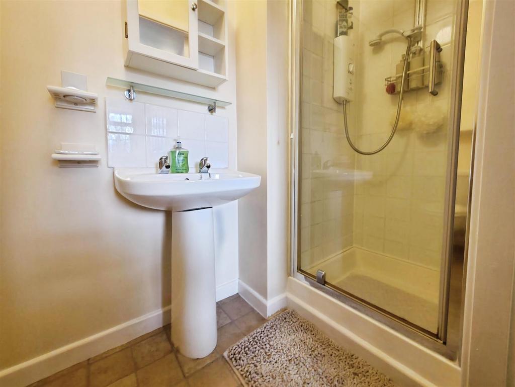 Bedroom Two En Suite