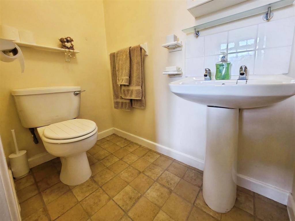 Bedroom Two En Suite