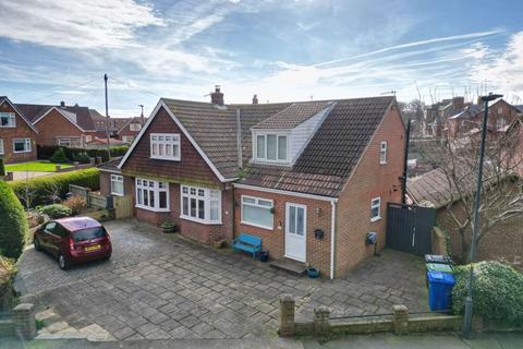 5 bedroom detached bungalow for sale, 1 Meadowfields, Whitby