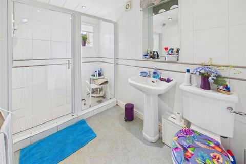 5 bedroom detached bungalow for sale, 1 Meadowfields, Whitby
