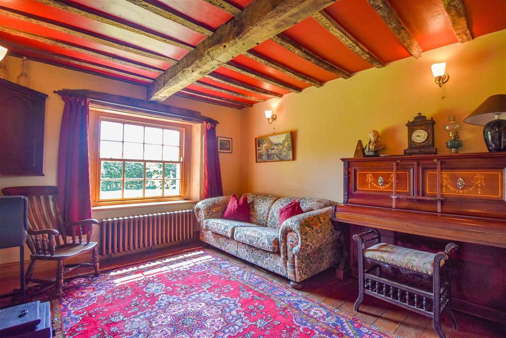 Sitting Room/Snug