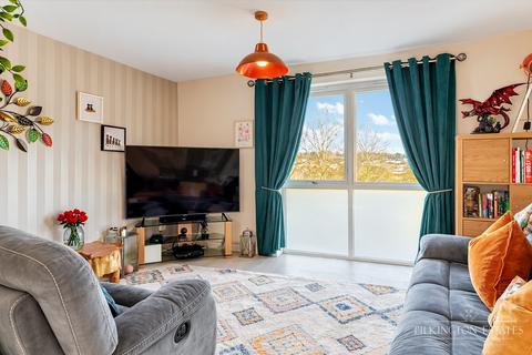 4 bedroom terraced house for sale, Squirrel Close, Devon PL6