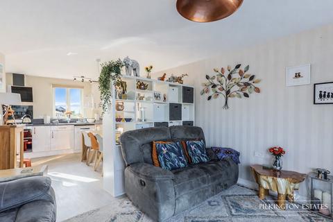 4 bedroom terraced house for sale, Squirrel Close, Devon PL6