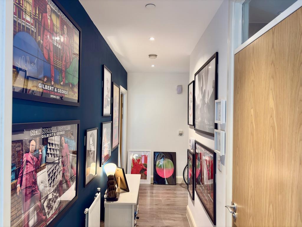 HALLWAY 1.jpeg