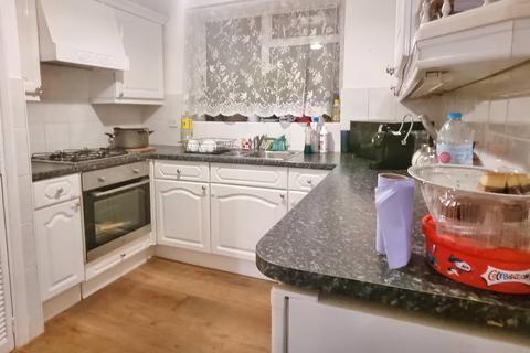undefined, Poundfield, Watford WD25