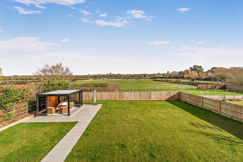 Garden &amp; Pergola