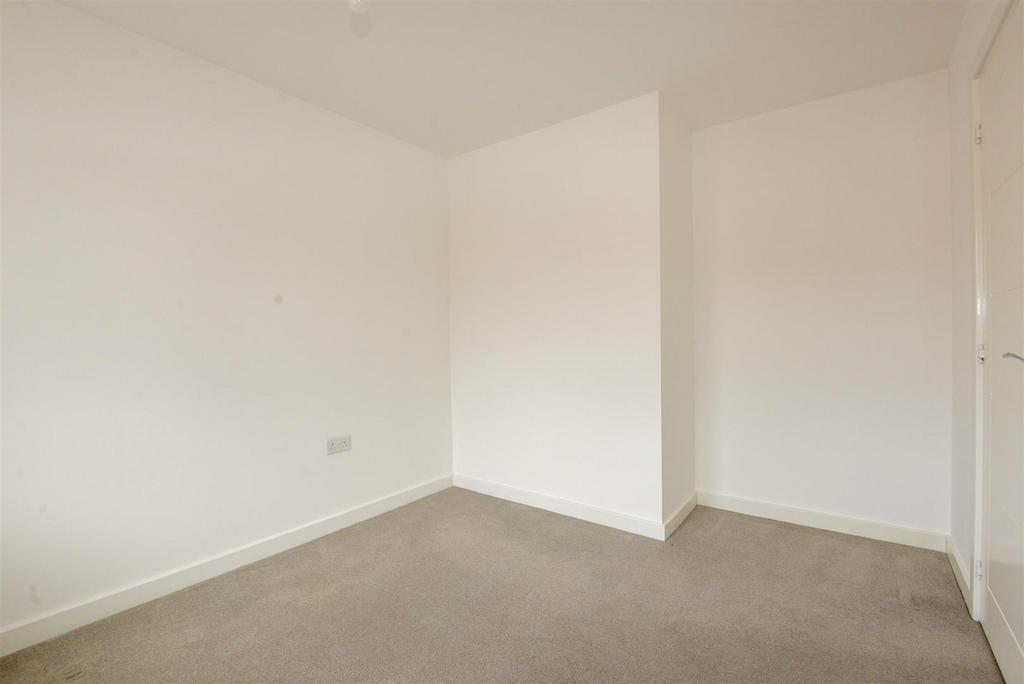 Bedroom2 2.jpg