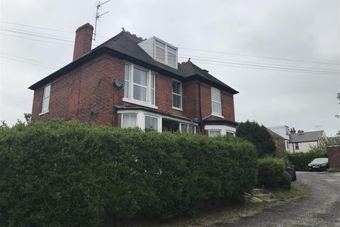 4 bedroom flat to rent, Whittingham Road, Nottingham
