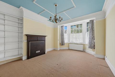 5 bedroom semi-detached house for sale, Dukes Avenue, New Malden KT3