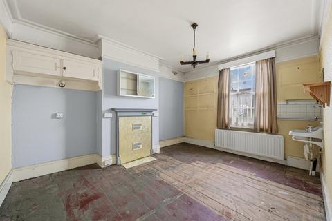 5 bedroom semi-detached house for sale, Dukes Avenue, New Malden KT3