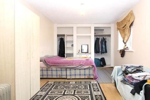 1 bedroom flat for sale, London N9