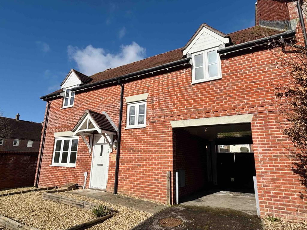 Four Bedroom Semi Detached for rent