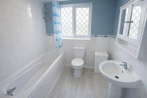 undefined, Hedley Rise, Luton, Bedfordshire, LU2 9UD