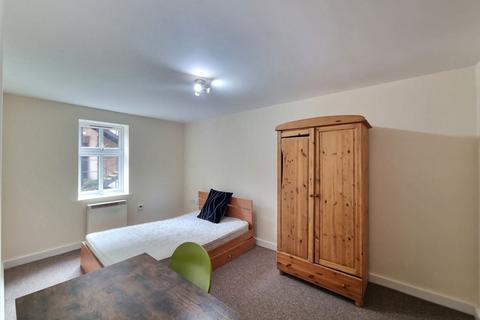 2 bedroom flat to rent, Princess Road East, Leicester