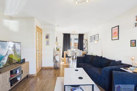 2 bedroom terraced house for sale, Tannahill Drive, East Kilbride G74