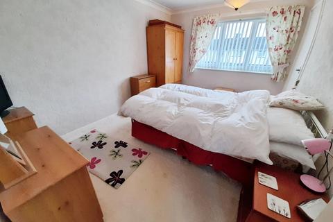 undefined, Heapham Crescent, Gainsborough