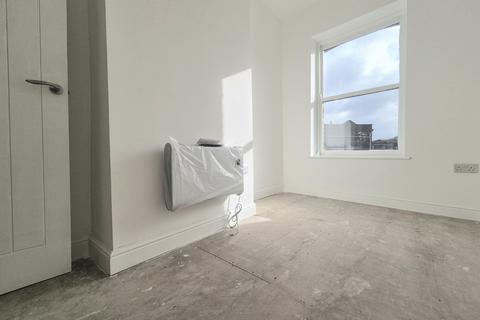 2 bedroom apartment to rent, Town Hall Street, SOWERBY BRIDGE