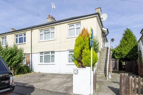 Cedar Grove, Ealing, London, W5
