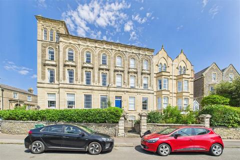 2 bedroom apartment for sale - Victorian charm close to Clevedon’s seafront