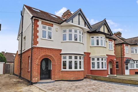 4 bedroom semi-detached house for sale, Riversfield Road, Enfield