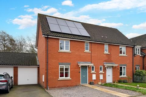3 bedroom end of terrace house for sale, Crooked Creek Road, Rendlesham, Woodbridge IP12