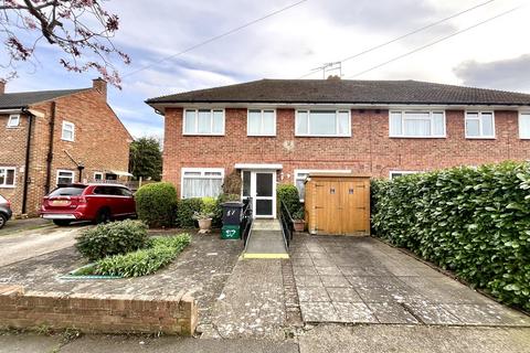 2 bedroom ground floor maisonette for sale, Bransby Road, Chessington, Surrey. KT9 2JZ