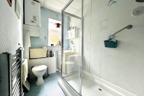 2 bedroom ground floor maisonette for sale, Bransby Road, Chessington, Surrey. KT9 2JZ