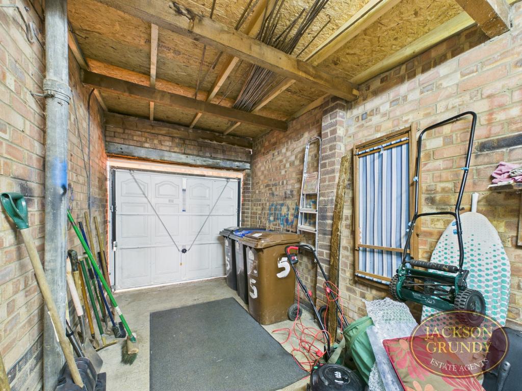 Burford Avenue