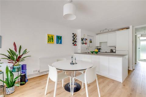 2 bedroom maisonette for sale, Claudia Place, London, SW19